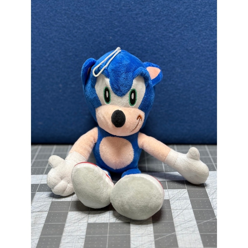 Sonic The Hedgehog‎ With Suction Cup Window Cling Plush Stuffed Animal 11"